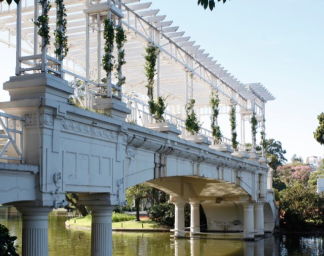 Paseo El Rosedal Garden